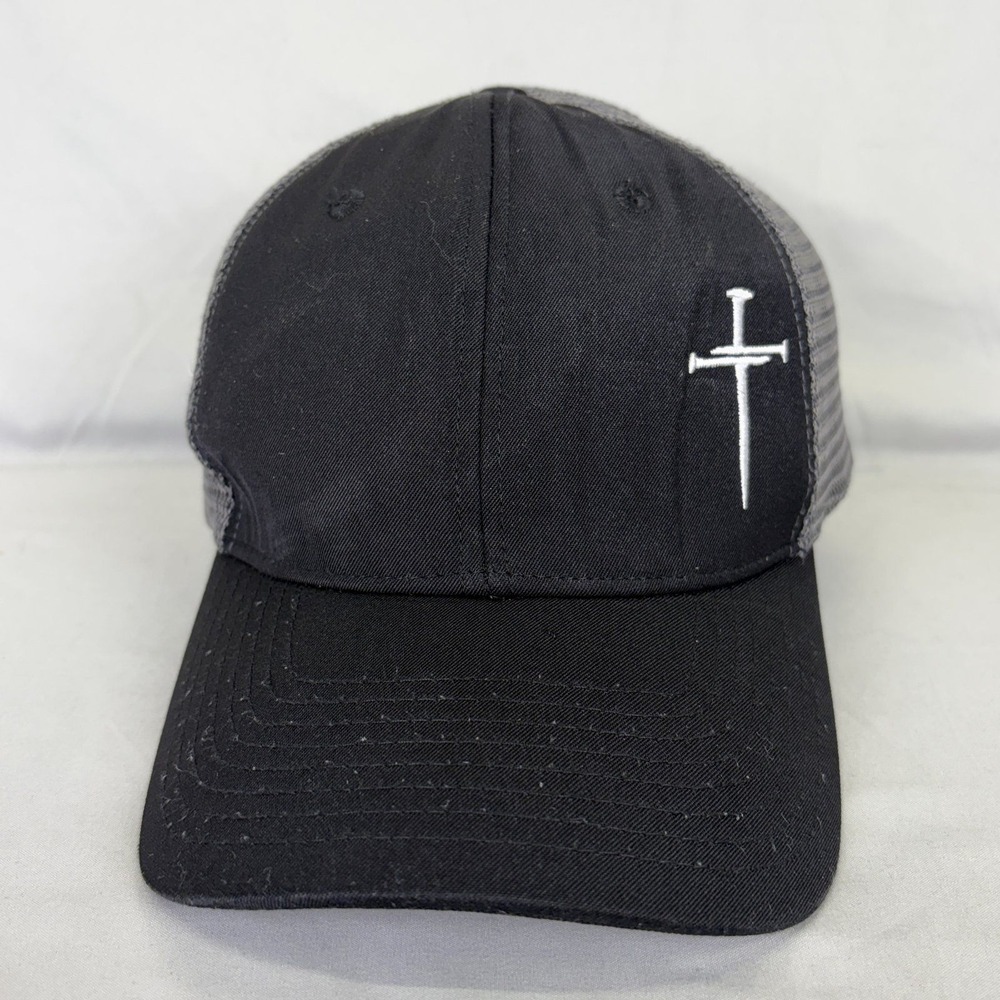 DOEO JNSPO Trucker Hat Cross Men OSFM Black Grey Snapback Cap
